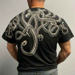 Medusa Black T-Shirt -MLB Shop 31762f model4 35851.1655140216
