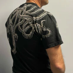 Medusa Black T-Shirt -MLB Shop 31762f model6 49940.1655140216